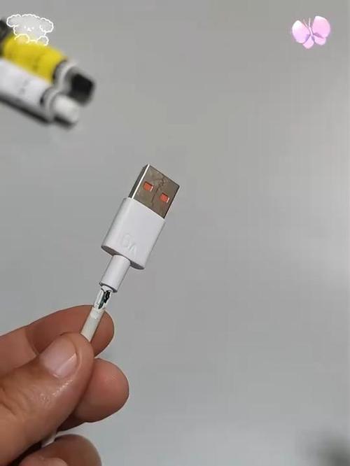 数据线用久了外皮发绿