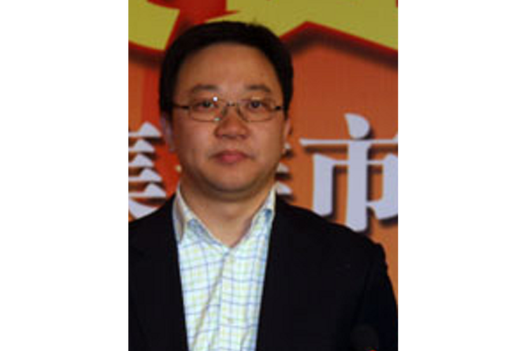 张文杰哪个大学毕业的