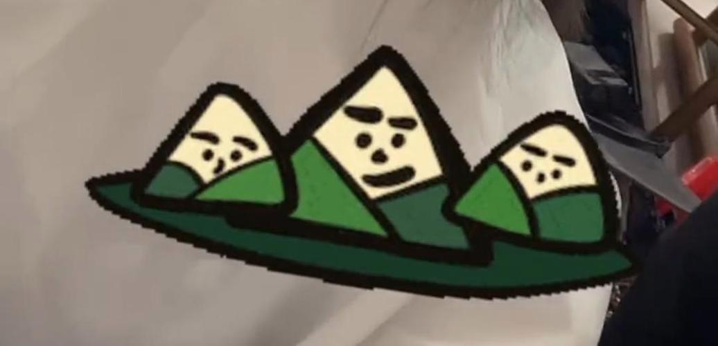 鞠婧祎脸快比粽子小了