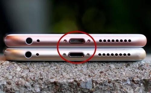 iphonese2耳机孔在哪里
