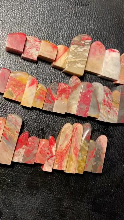 鸡血石图标