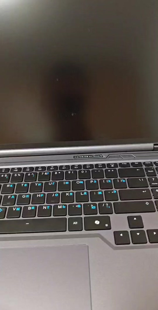 电脑睡眠模式了还用插电吗