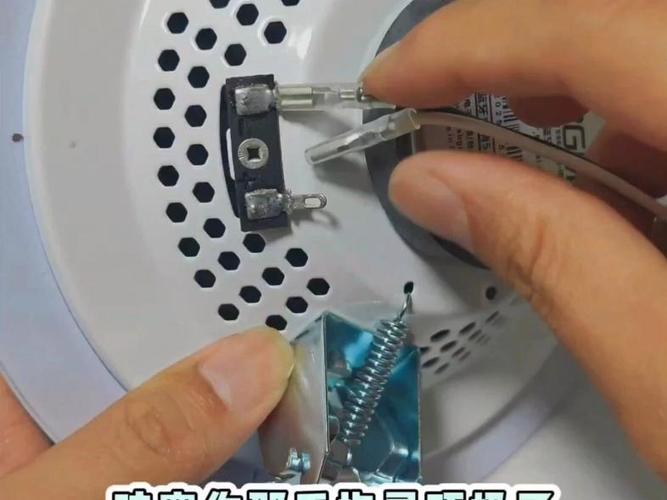 吸顶喇叭改蓝牙