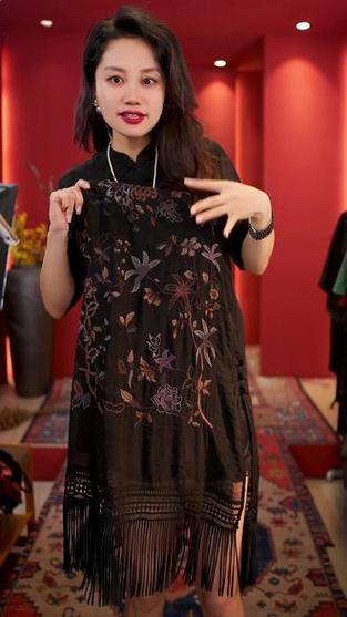 羊在在女装