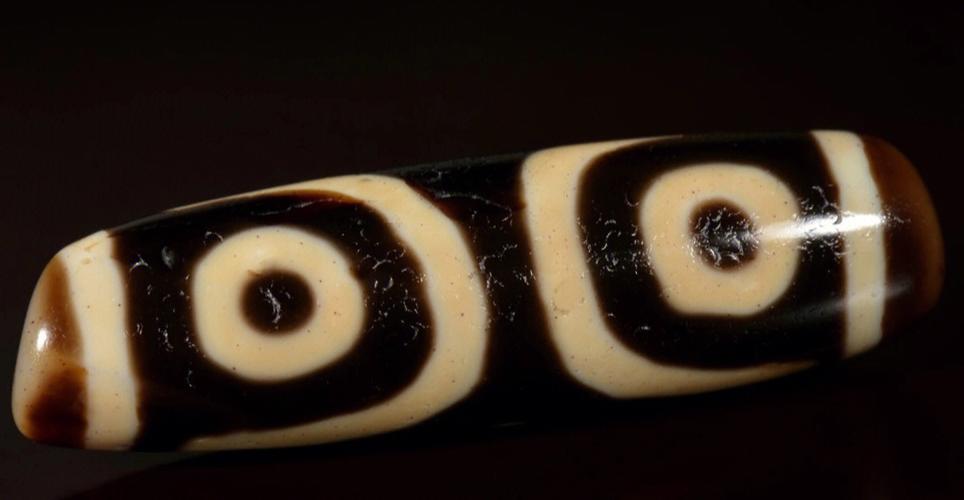 真天珠用灯照图片