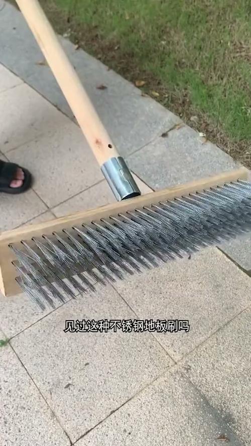 刷地面用什么工具