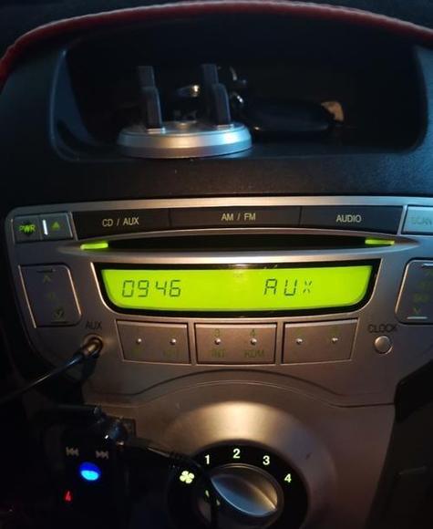 比亚迪秦音响没声音