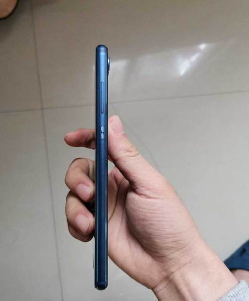荣耀v10拍照自动加时间