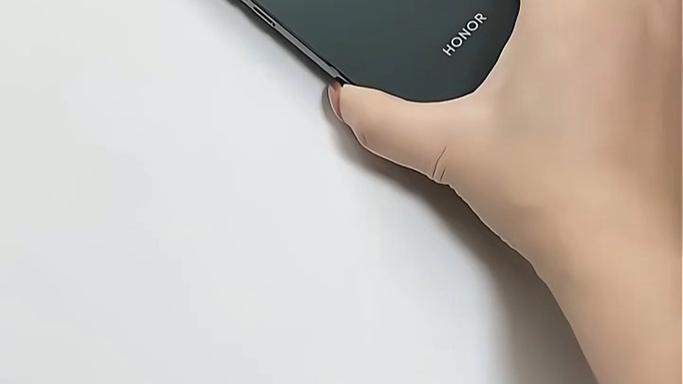 荣耀x70正确充电方式缩略图