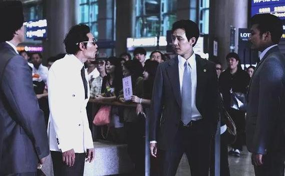 来自新世界17集被删减在哪里