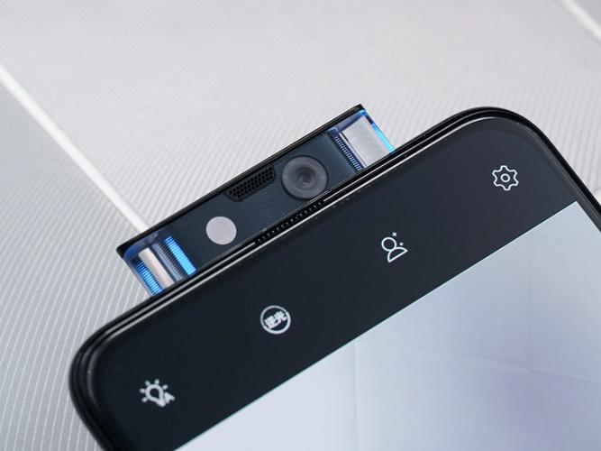 vivo三孔摄像头的图标