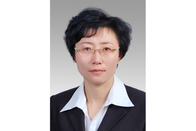 文登教育局局长