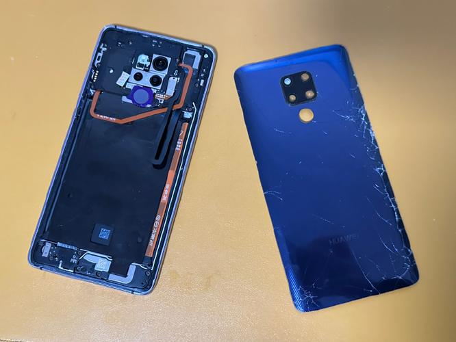 mate20x后盖摔碎了