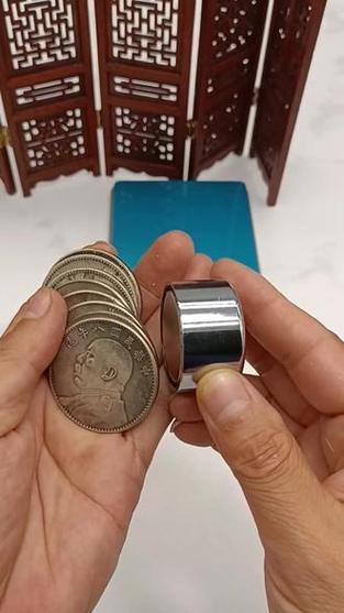 银子磁铁能吸住是假的吗