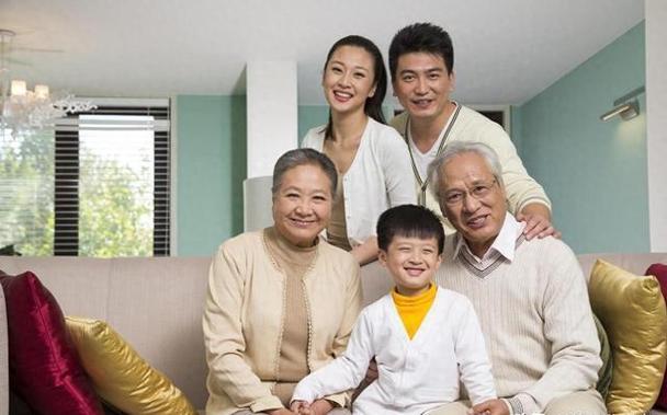 “家出贵人,必有征兆”