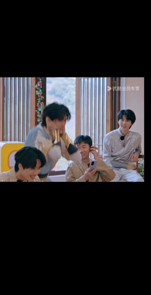 严浩翔最好的朋友是谁