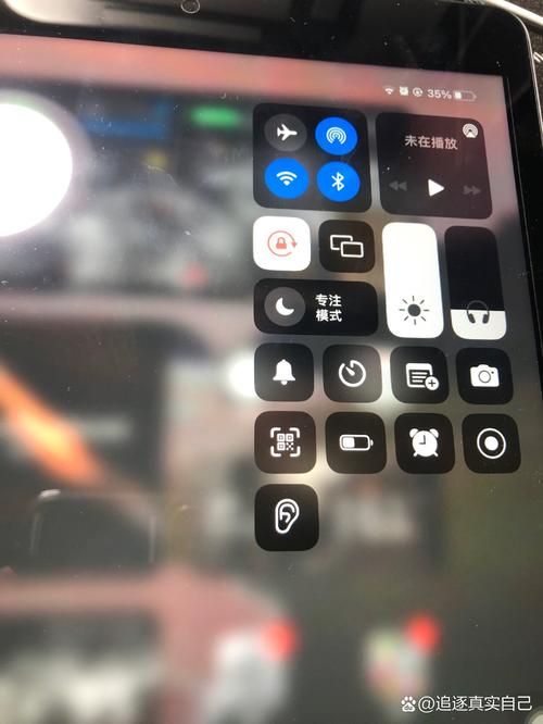 ipad耳机孔进水后外方没声音缩略图