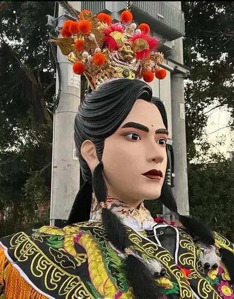 赵世子真人长什么样子