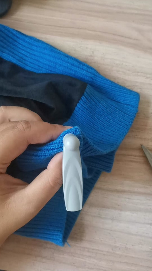 商场磁扣怎么自己拿下来