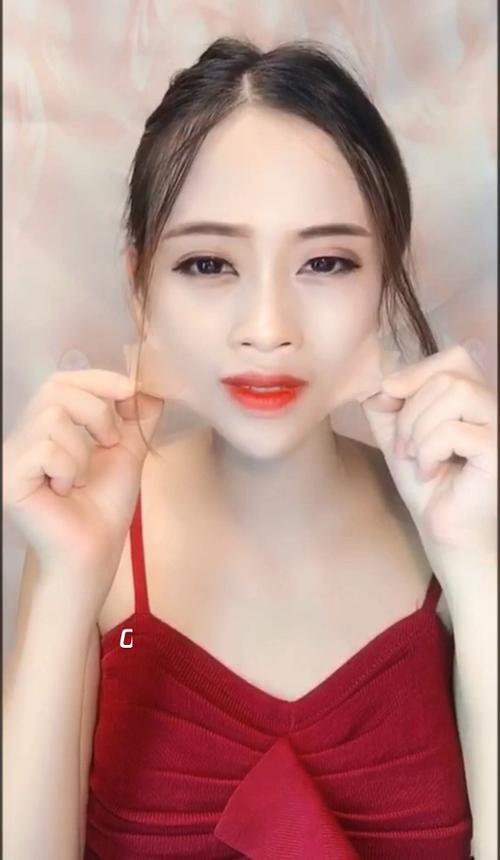 女性假脸皮图标