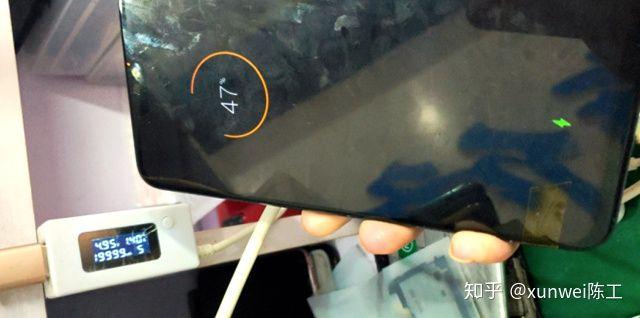 荣耀8x充不进去电是怎么回事
