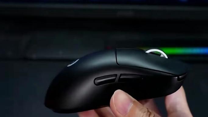 g502x还是gpw2代