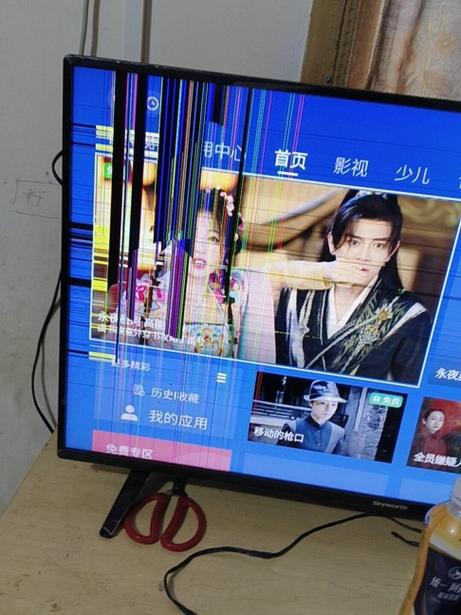 电视液晶屏发红