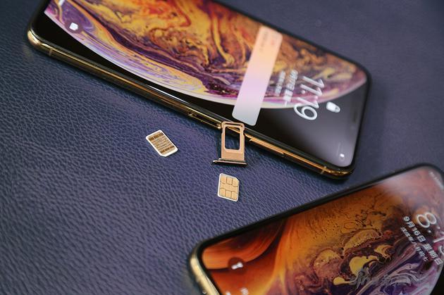 iphone卡槽和安卓一样吗