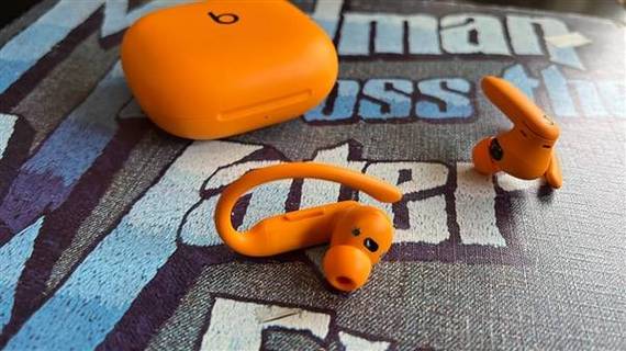 Beats Powerbeats2