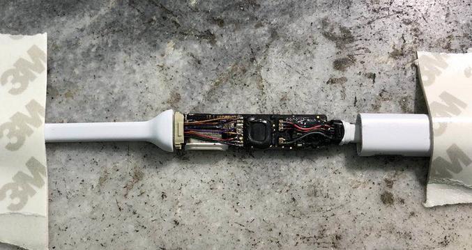 beats耳机红白灯闪烁无法开机缩略图