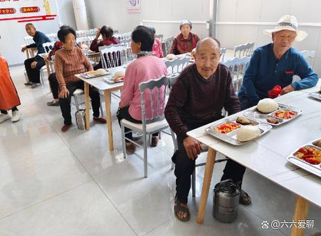 回村开饭堂合并游戏游戏截图