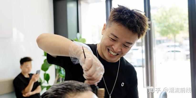 优剪理发店消毒不