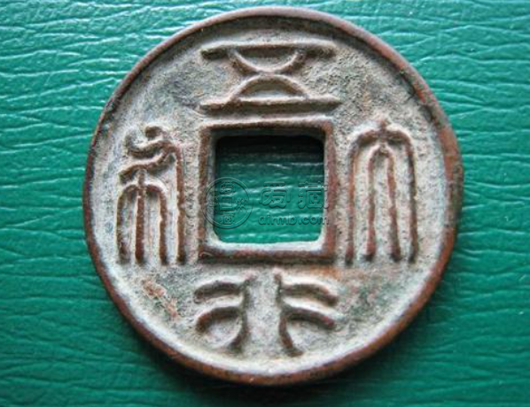 上海古钱币交易中心地址