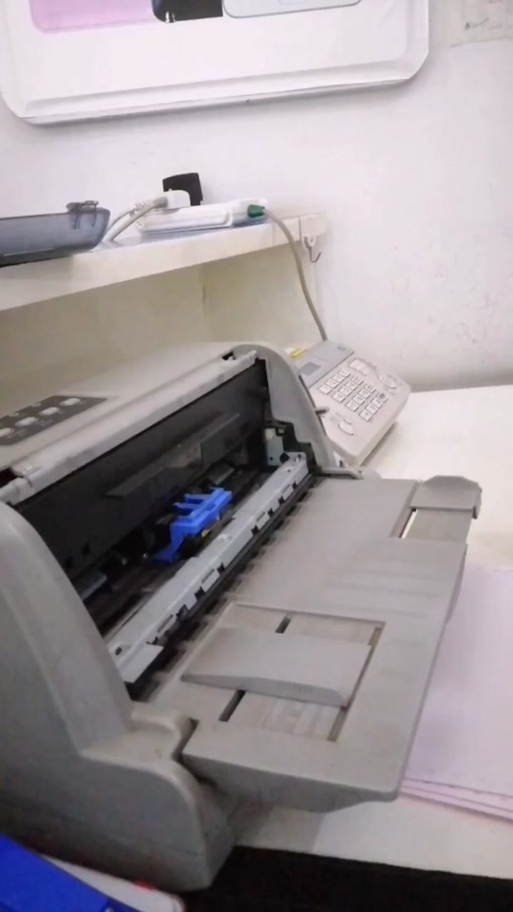 得实打印机红灯闪烁不进纸