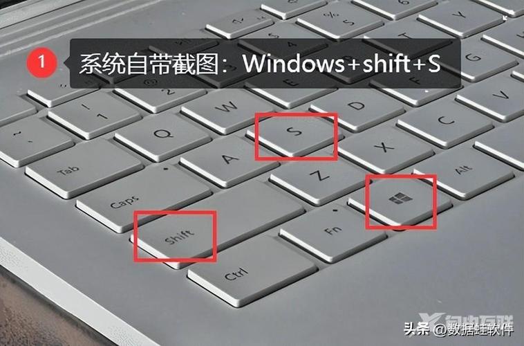 电脑所有的都自动往下滑