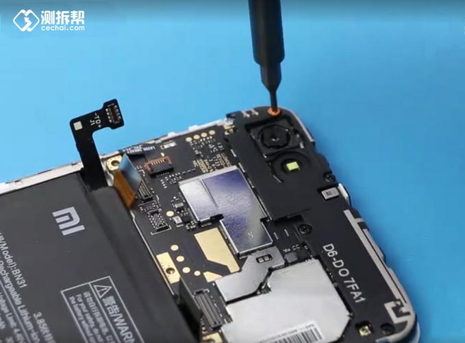 红米note5电池更换教程