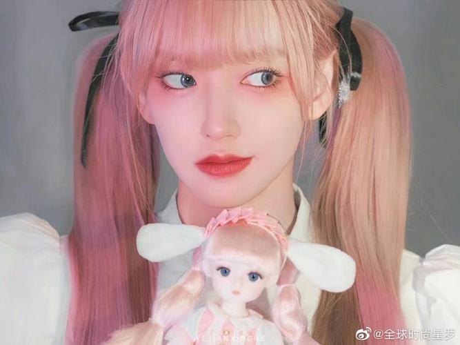 烟粉色适合什么肤色的人图标