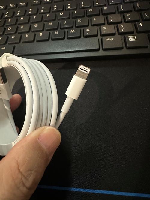 iphone数据线触点黑色