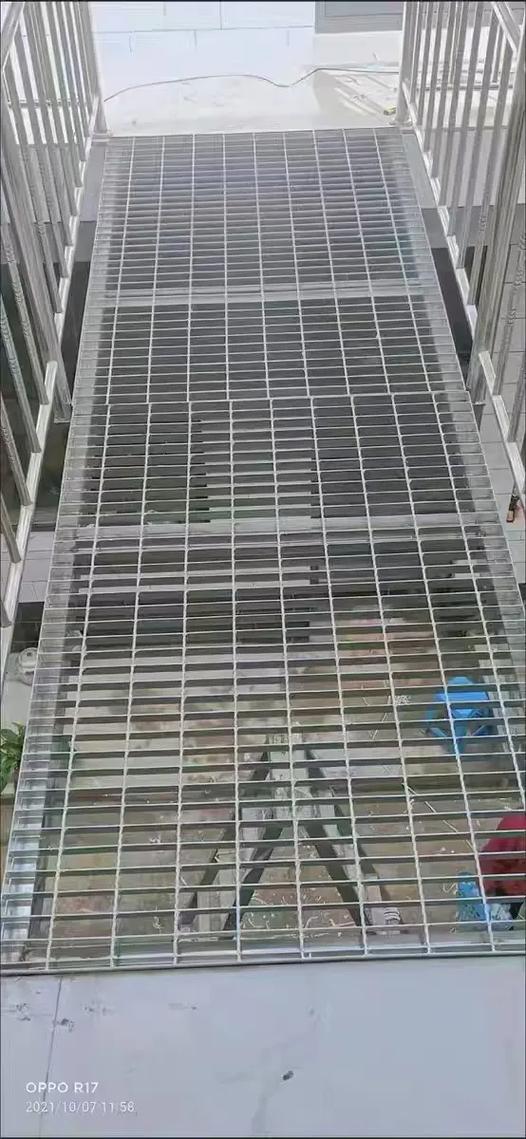 格栅板价格多少钱一平米缩略图