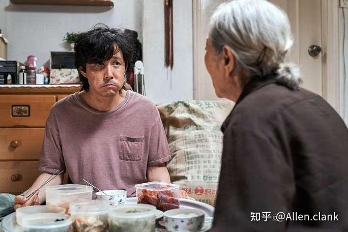 韩剧鱿鱼第一季未删减完整版缩略图