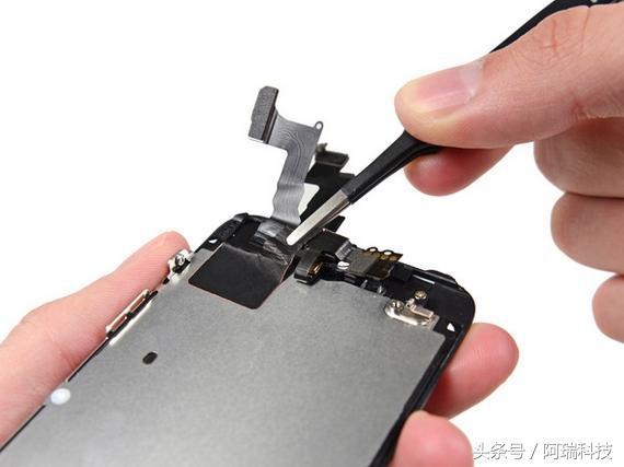 换手机外屏需要拆螺丝吗