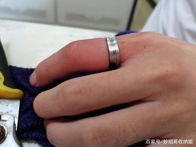 戒指戴在手上自己掉了