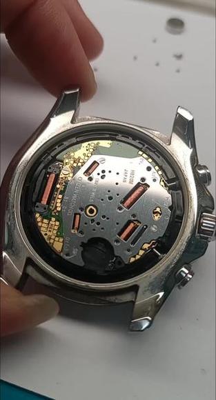 西铁城维修费用价目表