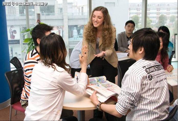 和外国人在线聊天的软件截图