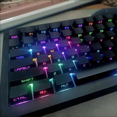 键帽都是适配的吗