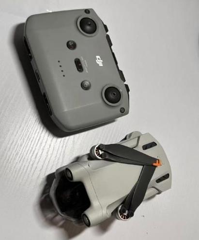 大疆无人机怎么换翅膀
