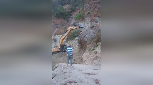 人工开山视频