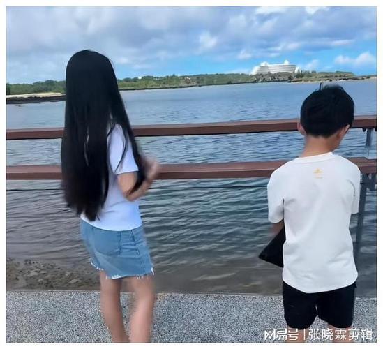 陪后妈去旅游截图