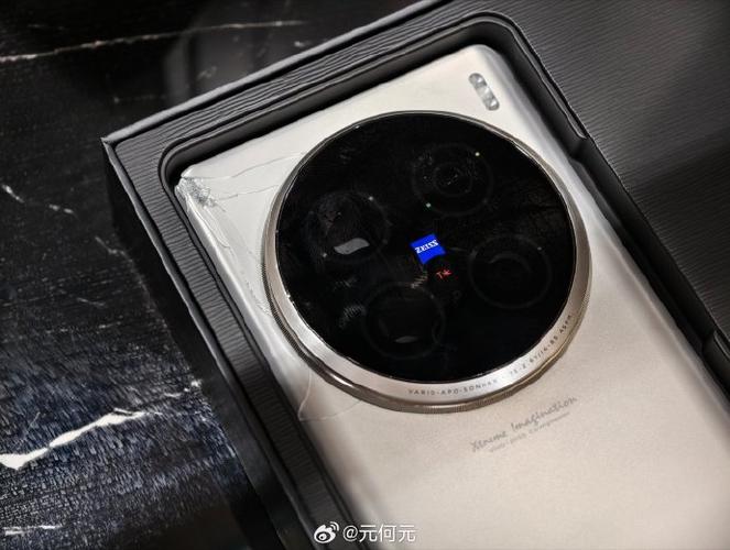 vivo后盖玻璃碎了可以不换吗