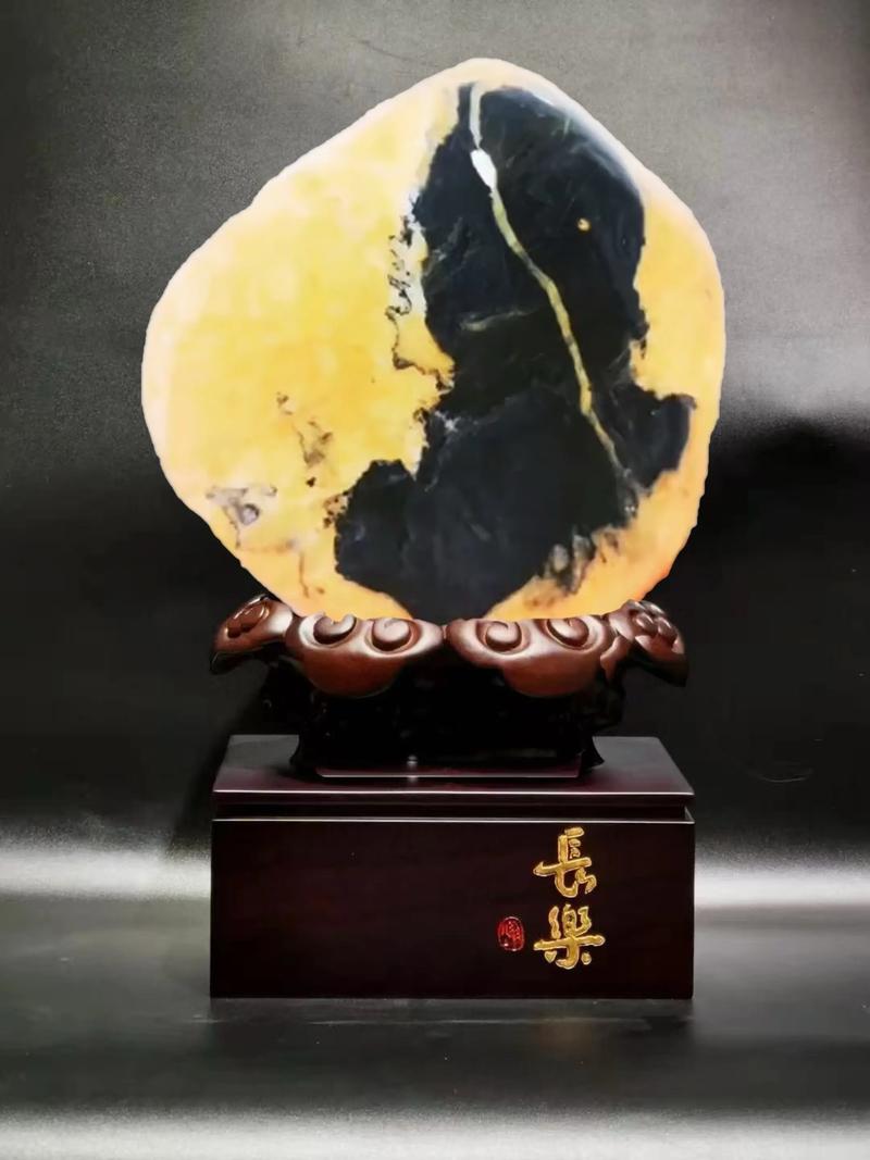神品金瞳李然